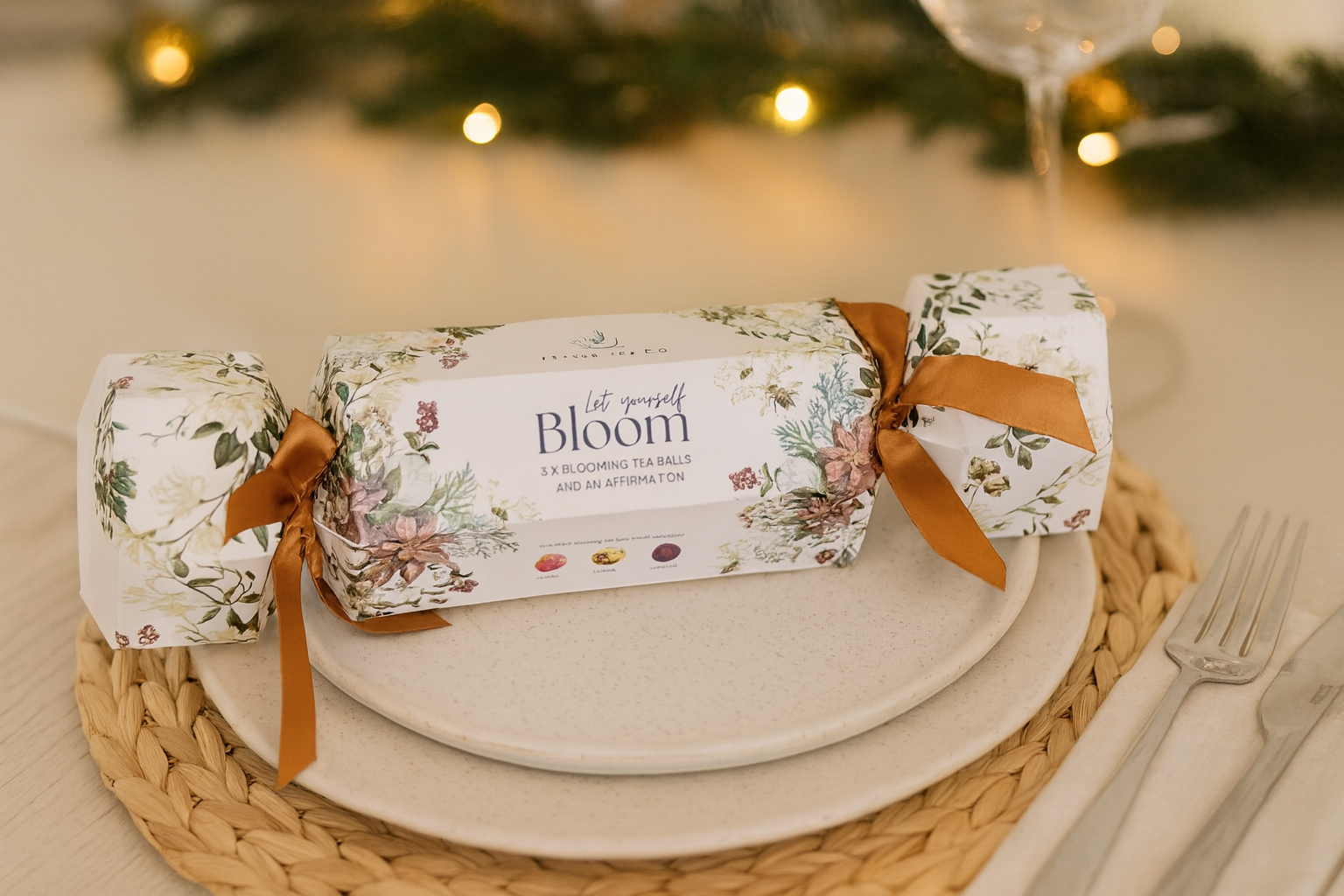 Blooming Tea Christmas Crackers